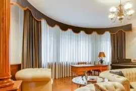 3 bds 4 ba 4520 sqft- House for sale