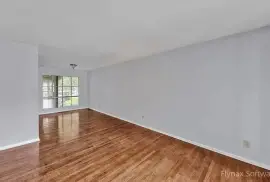 3 bds 2 ba 2442 sqft- House for sale