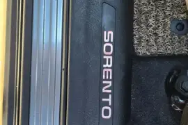 كيا سورينتو 2010